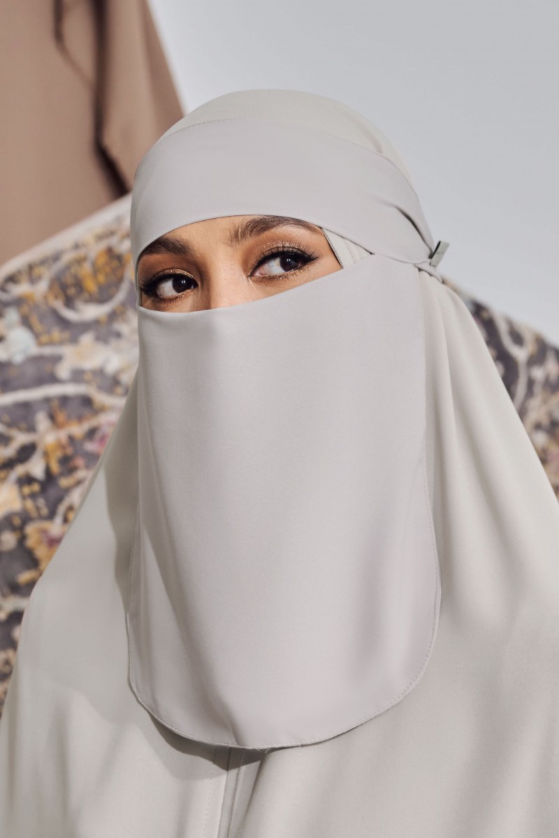 AMINA Niqab in Light Grey